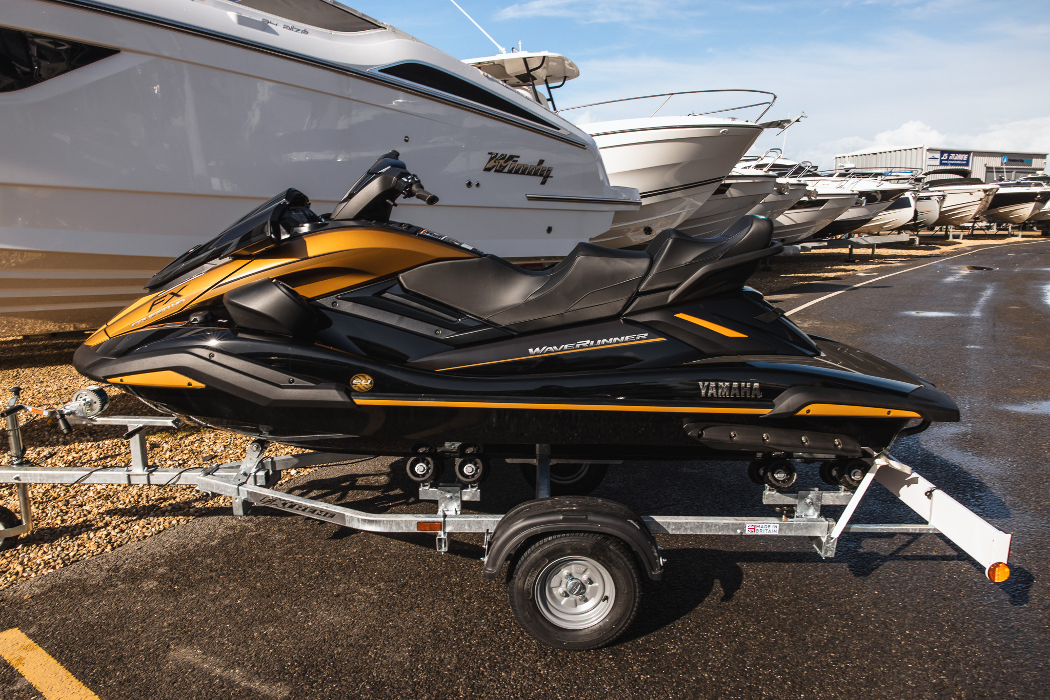 Image of a Yamaha Yamaha Waverunner FX Cruiser HO